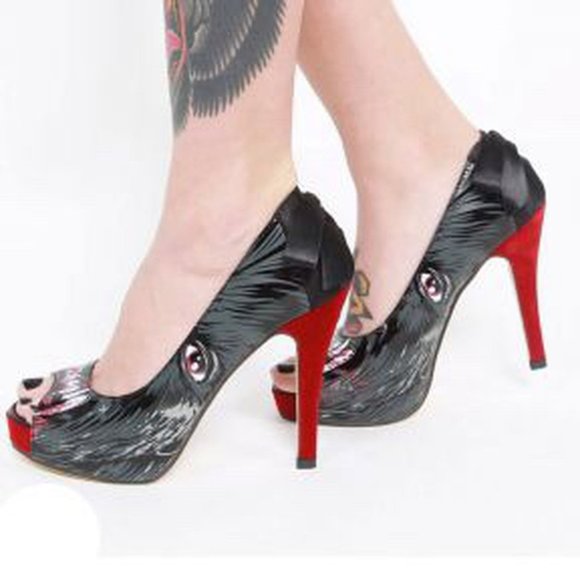 Iron Fist Wolf Heels - Picture 1 of 6